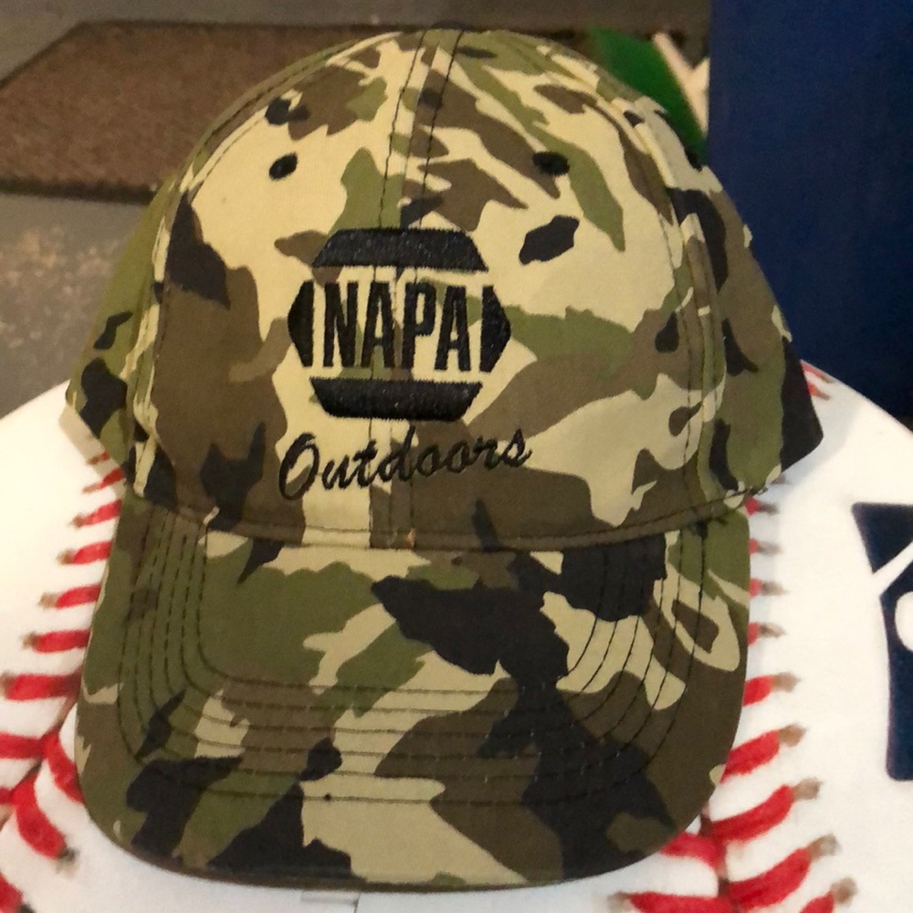 Napa Outdoors Know How Men’s Camo Adjustable Hat Cap